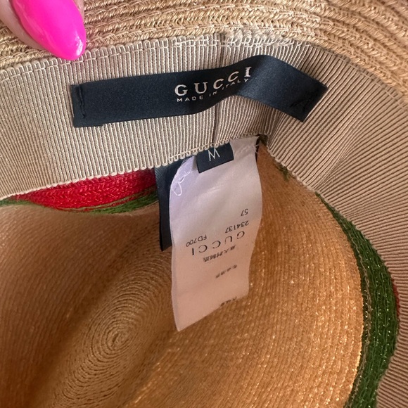 SOLD 🏆GUCCI Straw Bucket Hat with Iconic Red and Green Web Stripe Medium - Picture 4 of 8
